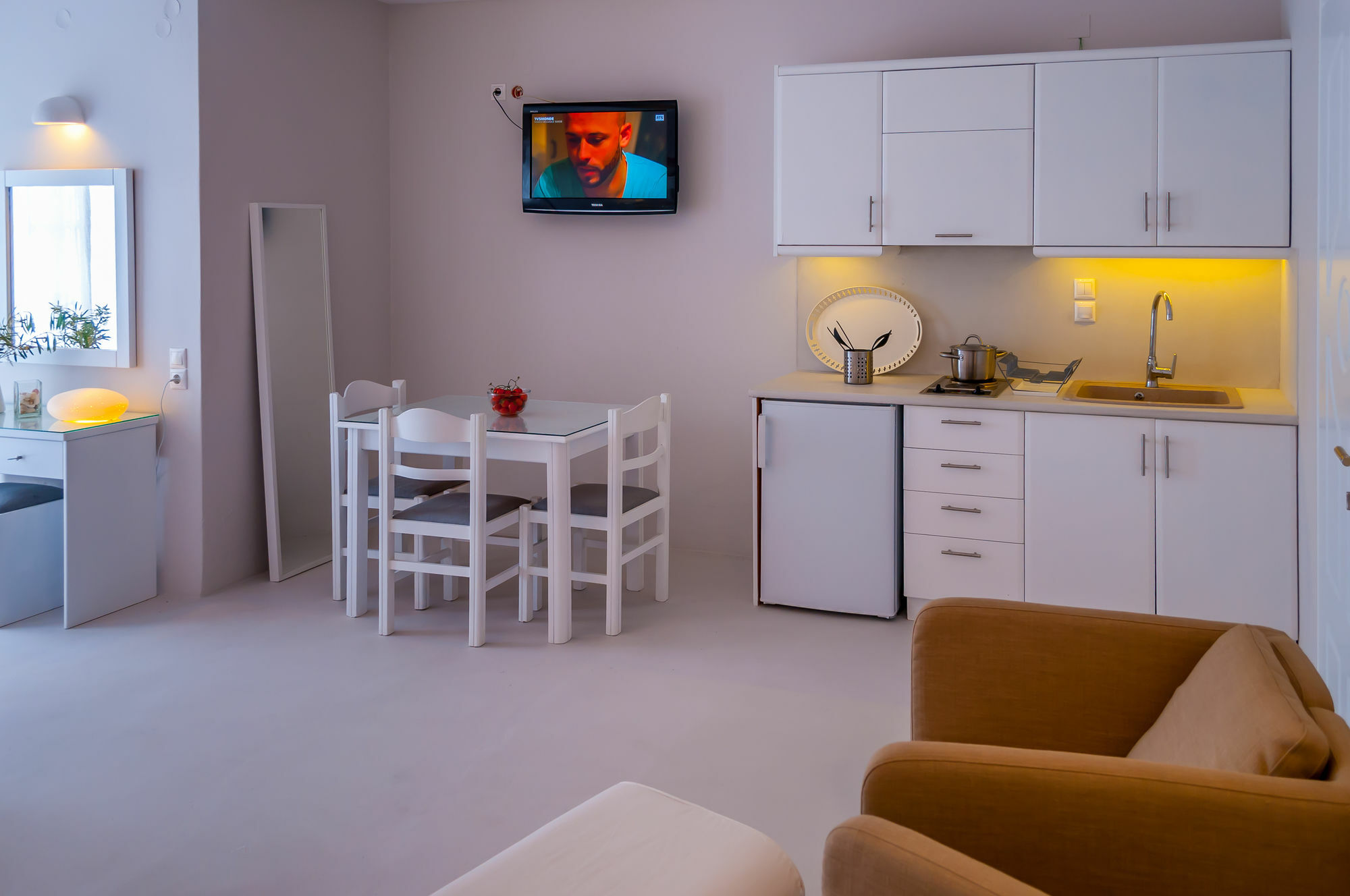 Milos Bay Suites Adamantas  Exterior photo