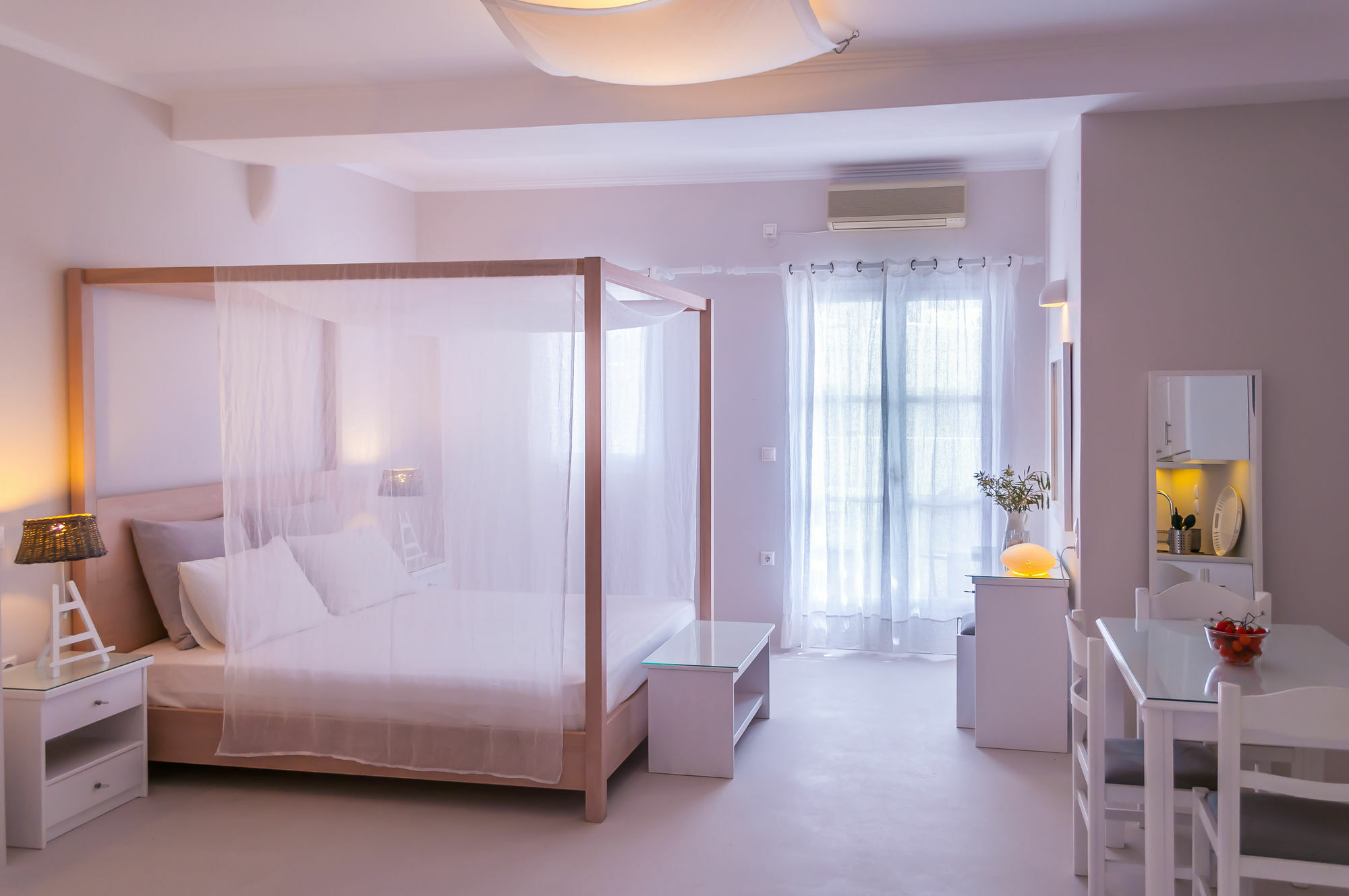 Milos Bay Suites Adamantas  Exterior photo